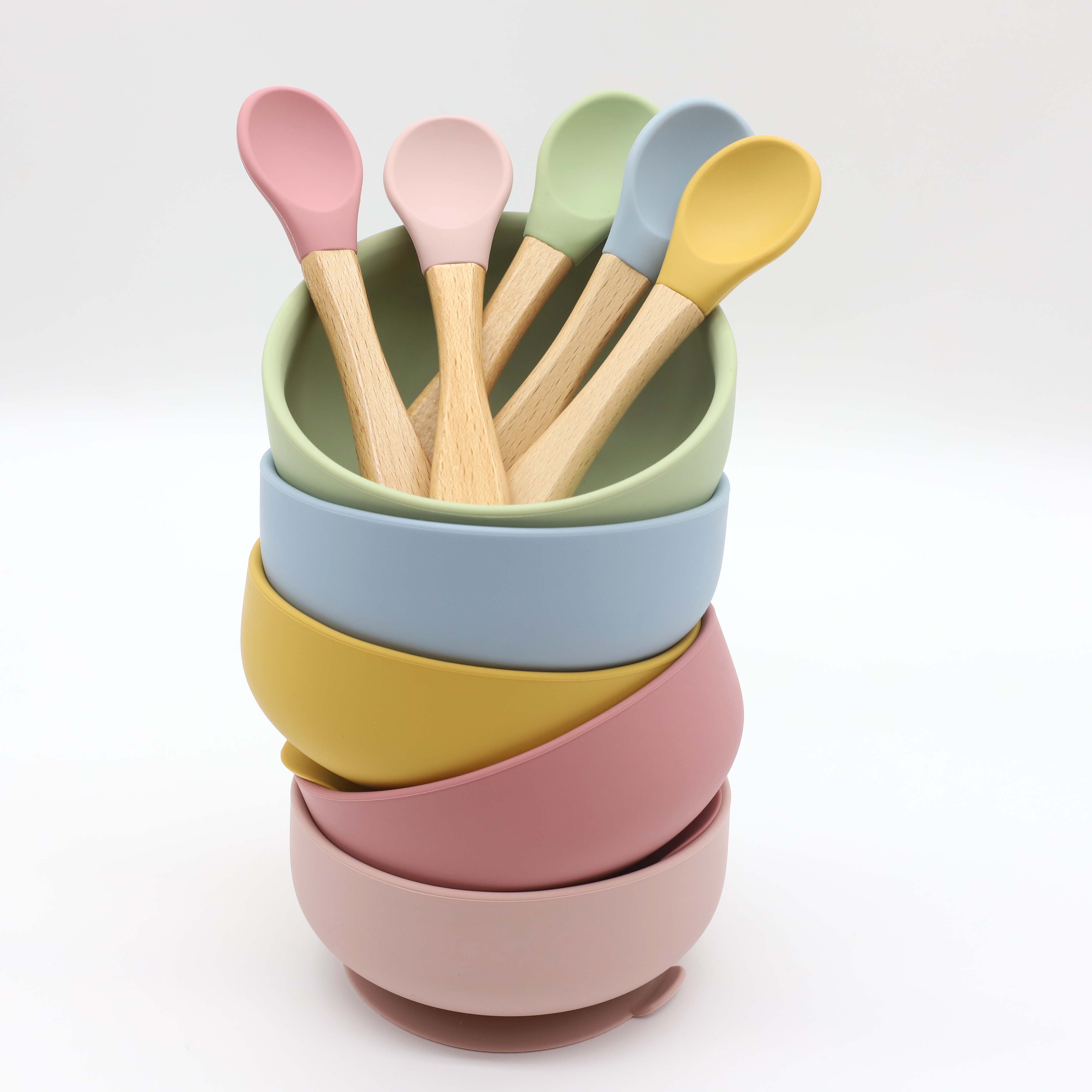 وعاء سيليكون مع كوب شفط، ملعقة - مراجعة Baby Food Kit وسعره